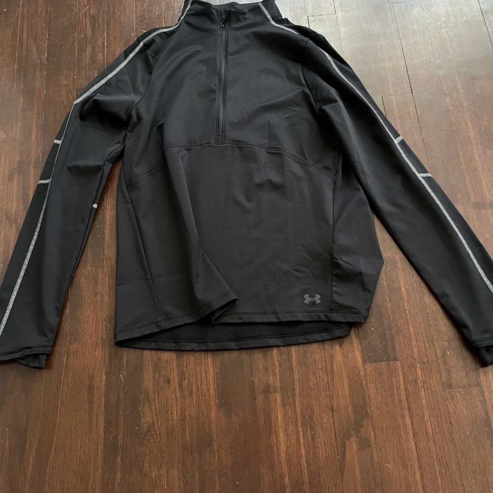 Under Armour Black Performance Jacket Sleek Design